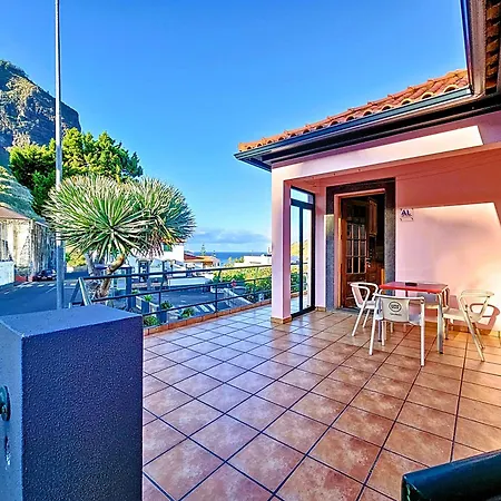 Apartment Domus Dino Porto Da Cruz